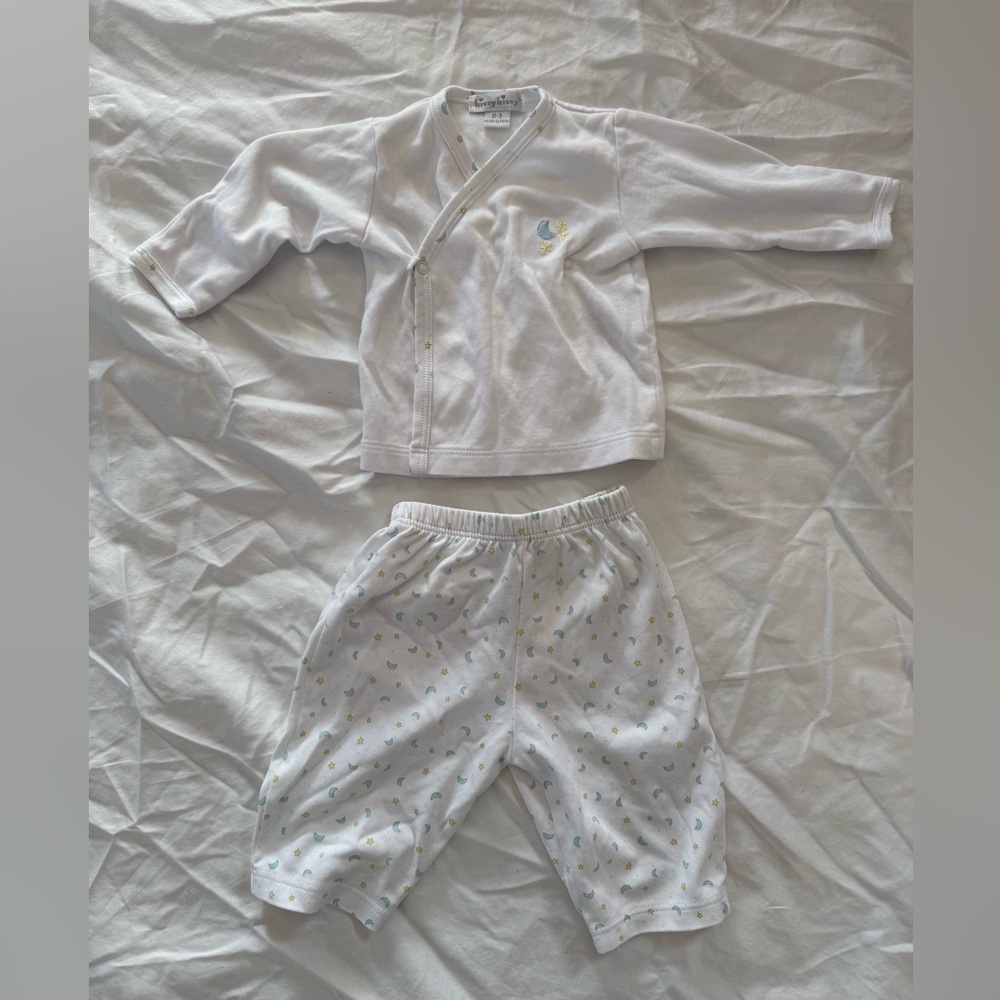 Kissy Kissy White Pajama Set with Stars and Moons